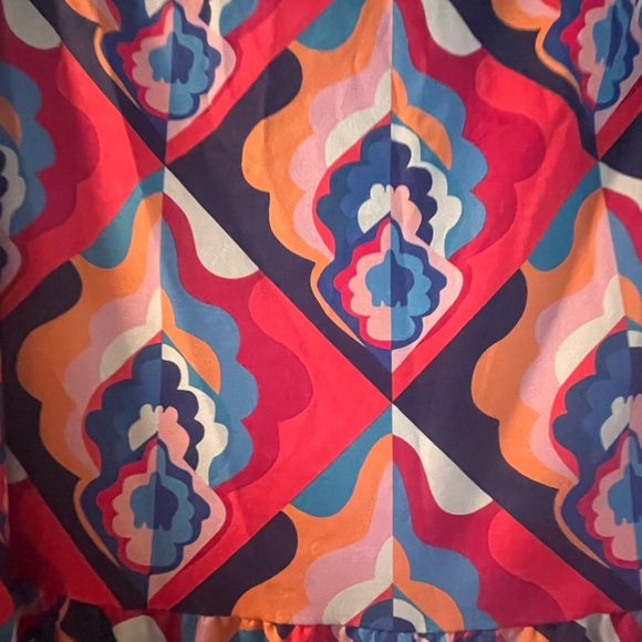 Vibrant Patterned Dress - Picture 4 of 6